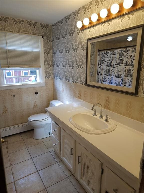 Single Family Residence at 12 Navarre Street, West Warwick, photo 9 of 24