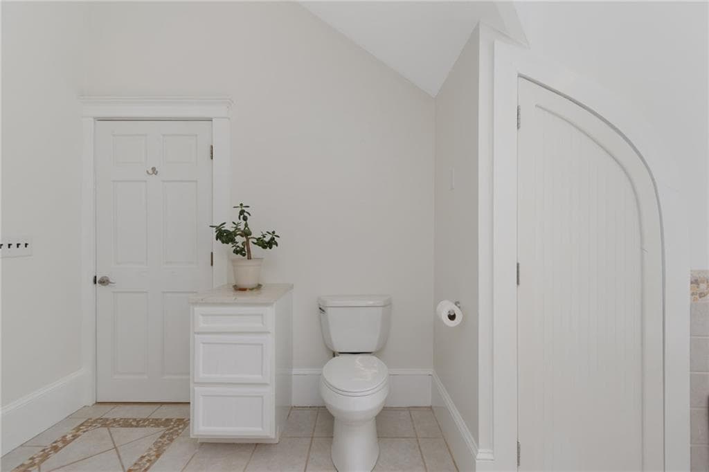 Single Family Residence at 27 Seminole Street, Warwick, photo 38 of 50