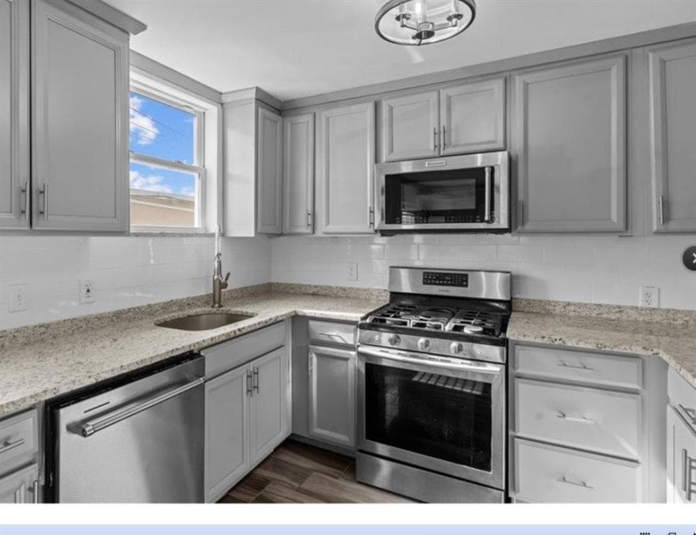 Single Family Residence at 1022 Charles Street, North Providence, photo 4 of 18