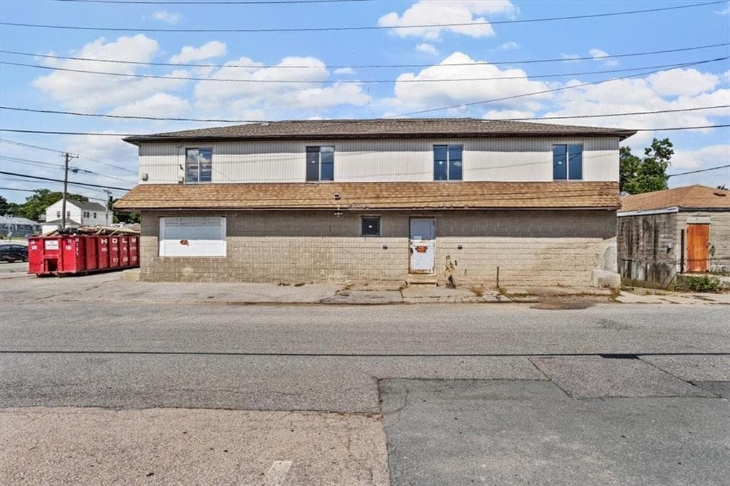 Commercial at 1604 Elmwood Avenue, Cranston, photo 6 of 33