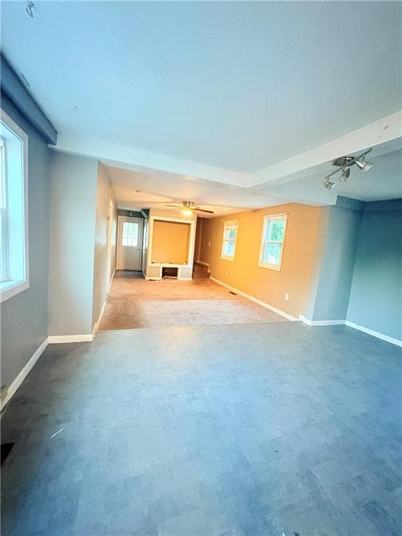 Single Family Residence at 3 miller Circle, Johnston, photo 4 of 8