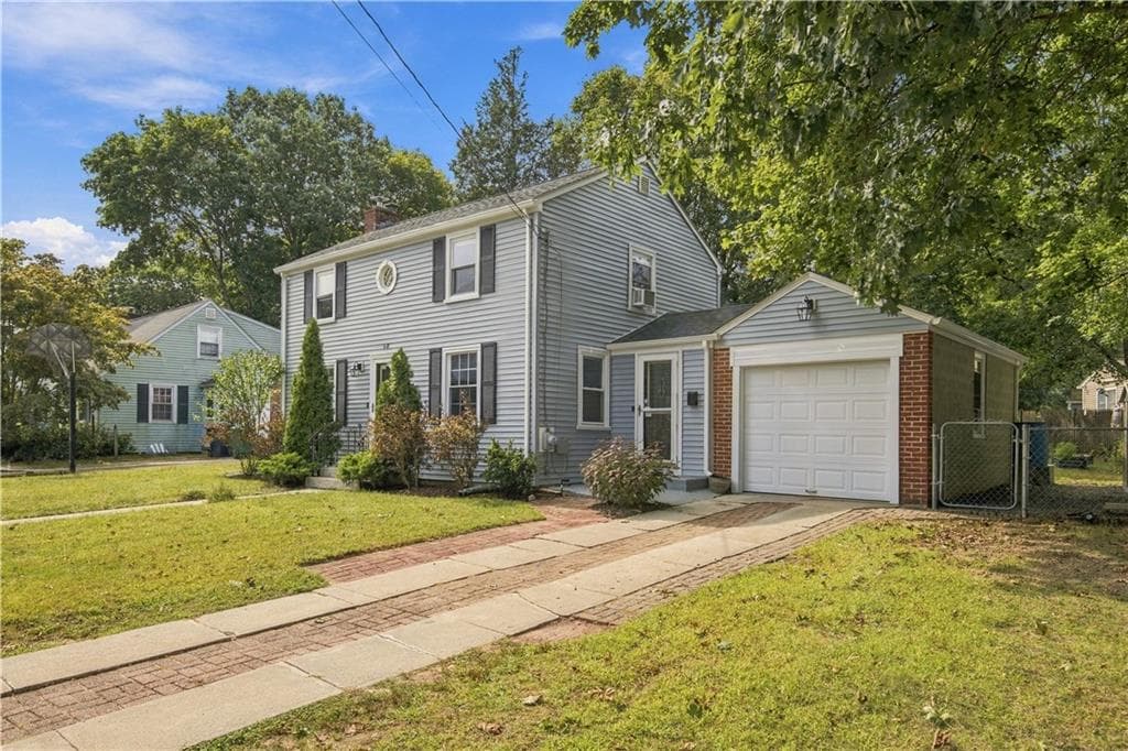 Single Family Residence at 60 Parkway Drive, Warwick, photo 29 of 33