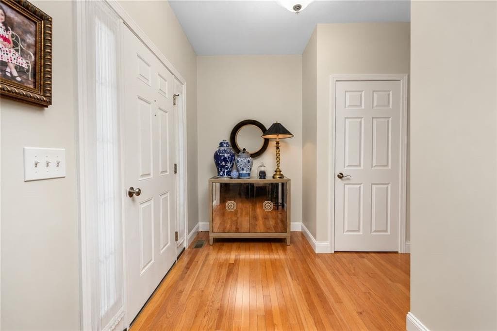 Single Family Residence at 26 TIMBER Trail, Coventry, photo 5 of 50