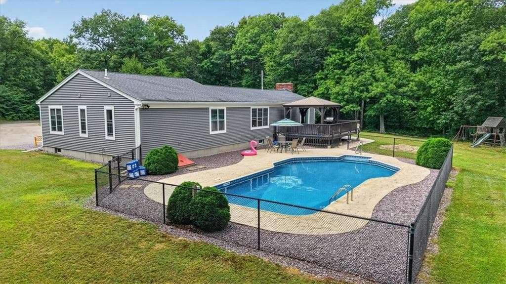 Single Family Residence at 884 Reynolds Road, Glocester, photo 7 of 49