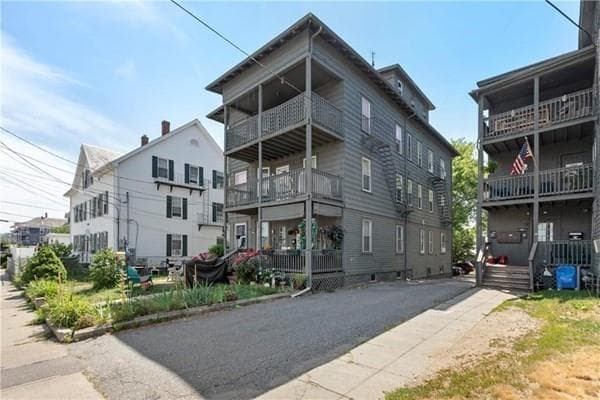 Condominium at 420 Rathbun Street UNIT 7, Woonsocket, photo 3 of 5
