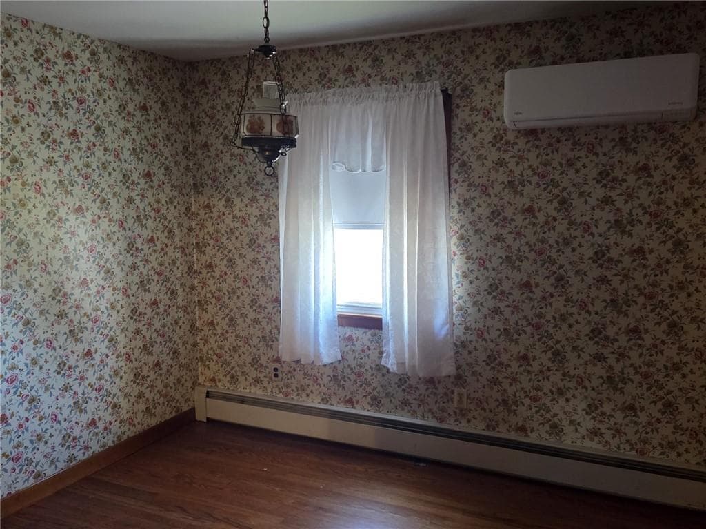 Single Family Residence at 71 Fales Road, Bristol, photo 12 of 16