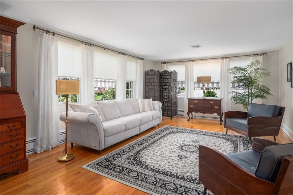 Single Family Residence at 60 Alhambra Circle, Cranston, photo 11 of 46