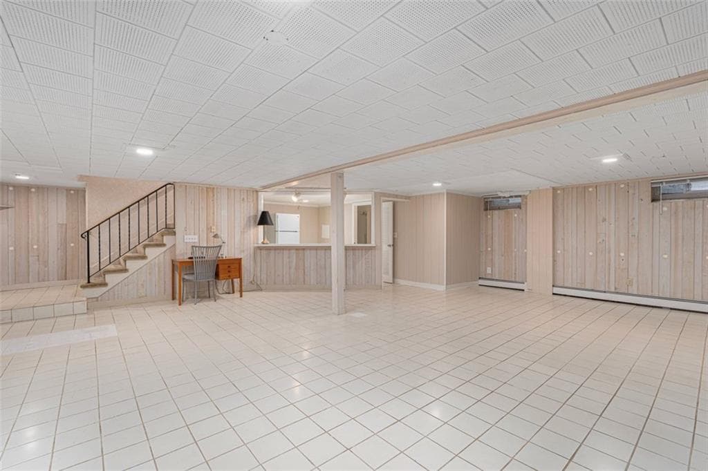 Single Family Residence at 60 Alhambra Circle, Cranston, photo 29 of 46