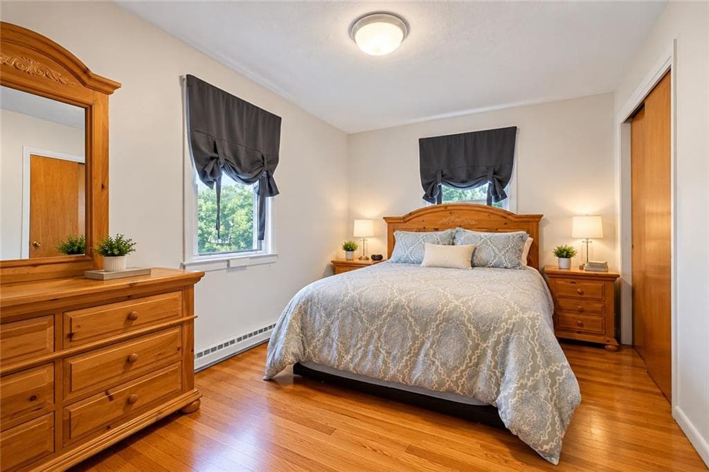 Single Family Residence at 24 Parkside Way, North Kingstown, photo 7 of 26