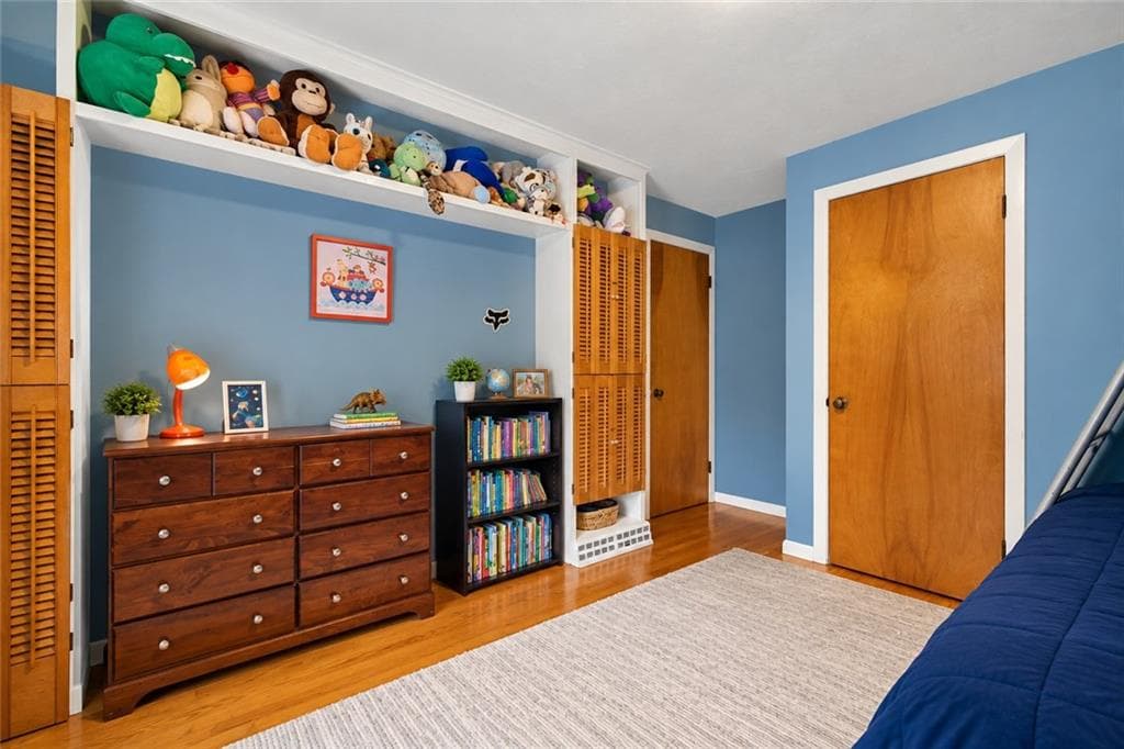 Single Family Residence at 24 Parkside Way, North Kingstown, photo 10 of 26