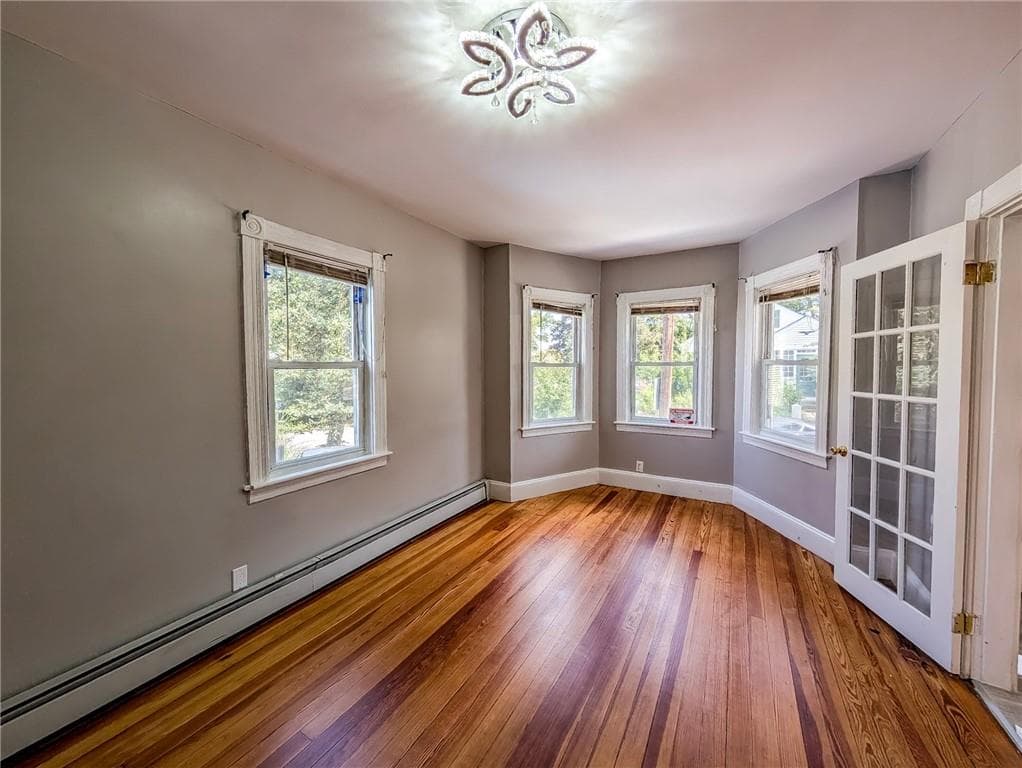 Single Family Residence at 184 Cumberland Street, Providence, photo 11 of 37