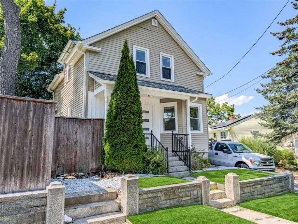 Single Family Residence at 184 Cumberland Street, Providence, photo 35 of 37
