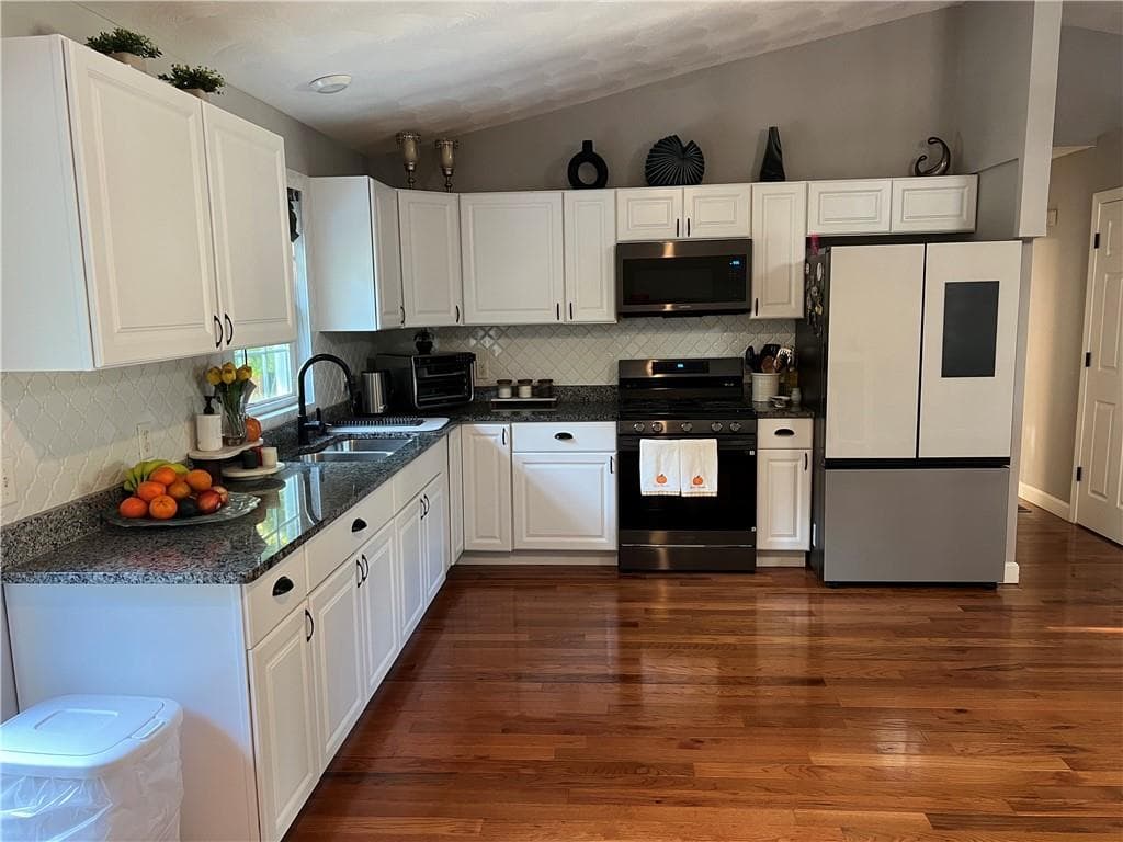 Single Family Residence at 26 28 Ophelia Street, Providence, photo 3 of 16