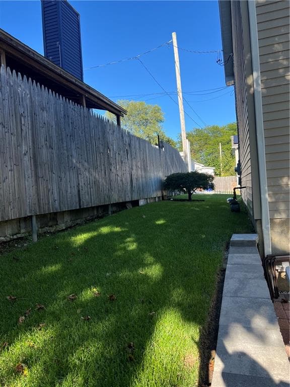 Single Family Residence at 26 28 Ophelia Street, Providence, photo 15 of 16