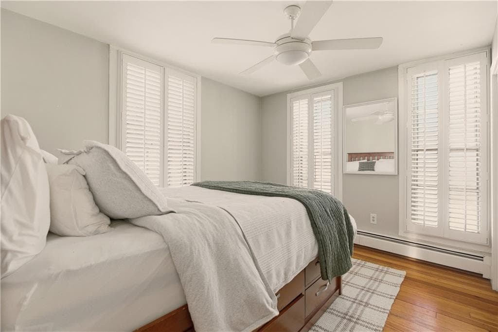 Condominium at 28 Kay Street UNIT 3, Newport, photo 13 of 25