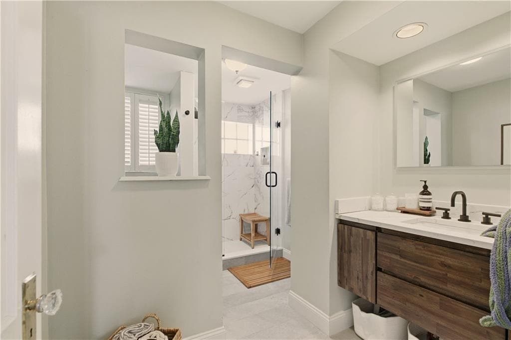 Condominium at 28 Kay Street UNIT 3, Newport, photo 10 of 25