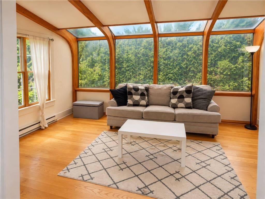 Single Family Residence at 307 Slocum Road, Dartmouth, photo 17 of 48