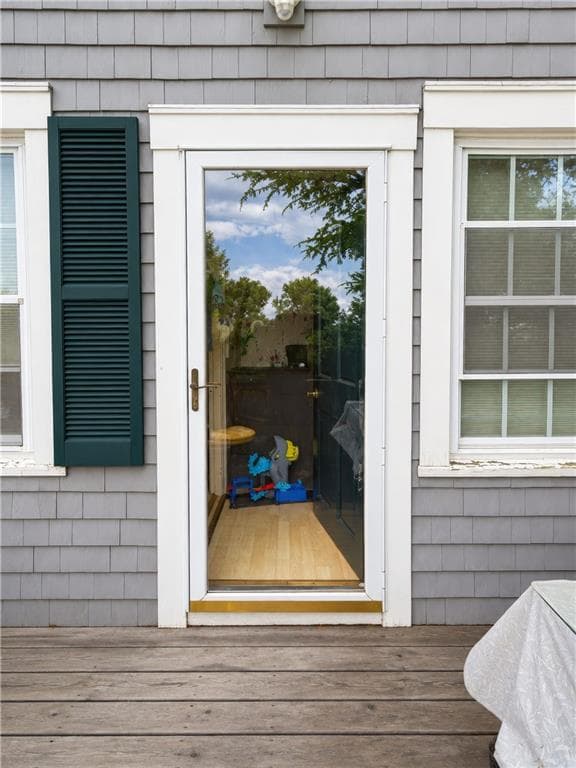 Single Family Residence at 307 Slocum Road, Dartmouth, photo 33 of 48
