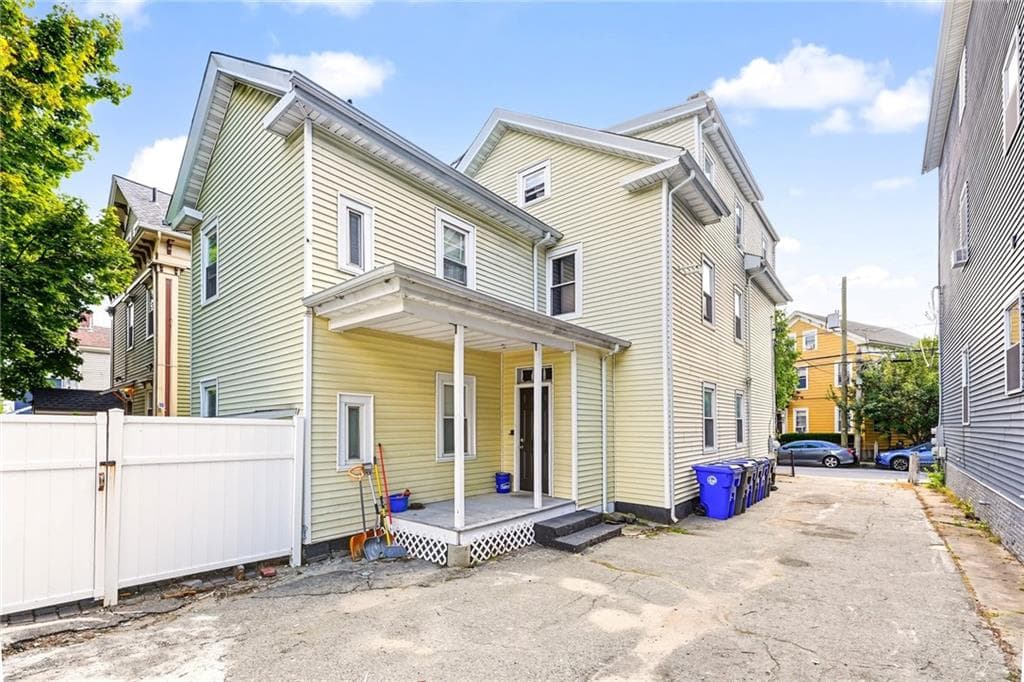 Multi Family at 211 Carpenter Street, Providence, photo 3 of 48