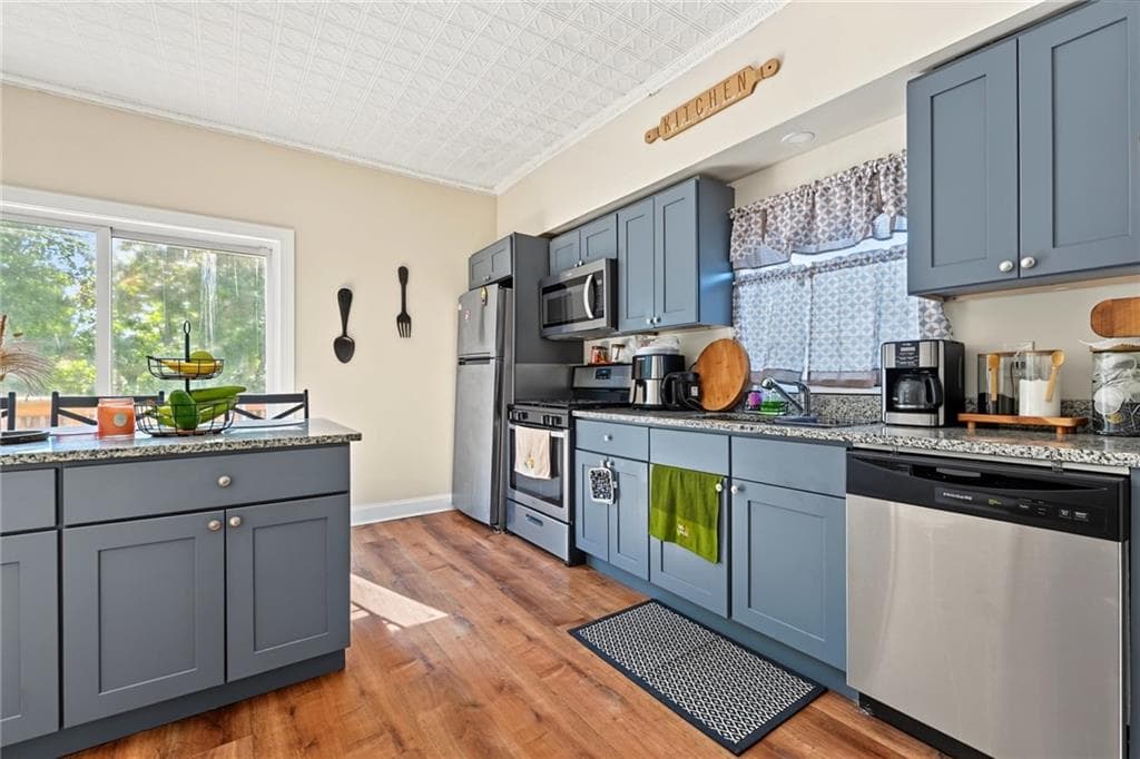 Multi Family at 986 Smith Street, Providence, photo 8 of 31