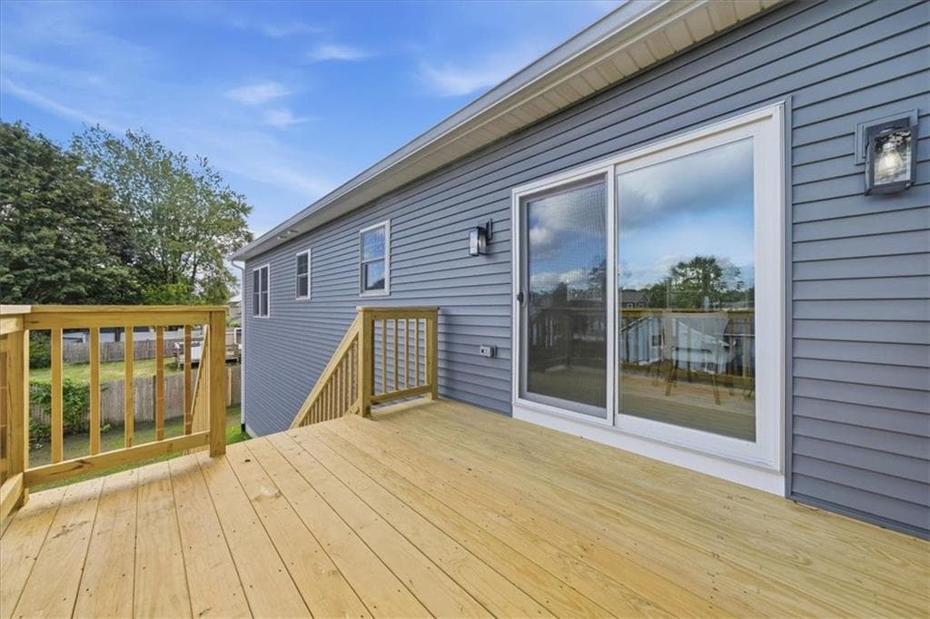 Single Family Residence at 67 Kenway Avenue, Warwick, photo 41 of 48