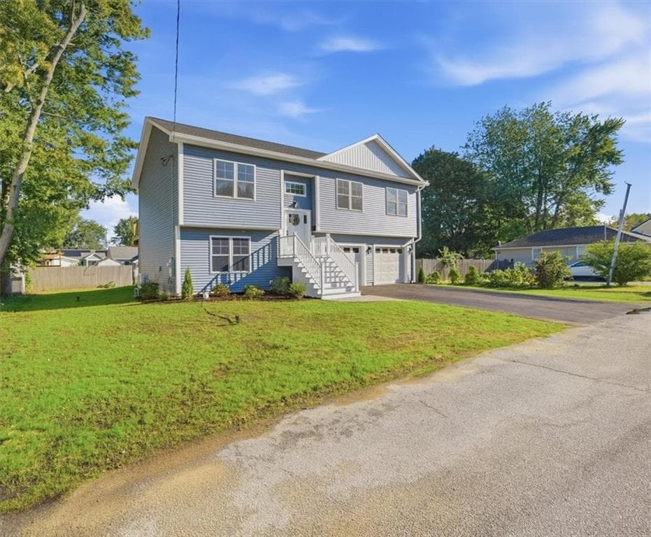 Single Family Residence at 67 Kenway Avenue, Warwick, photo 44 of 48