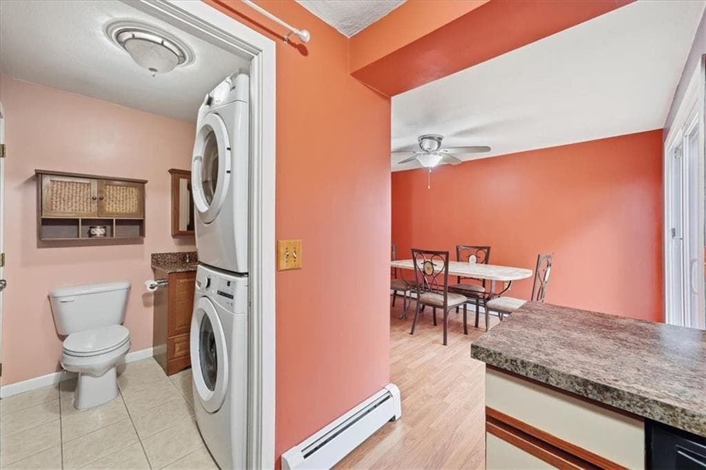 Condominium at 97 Reed Street, Warwick, photo 17 of 39