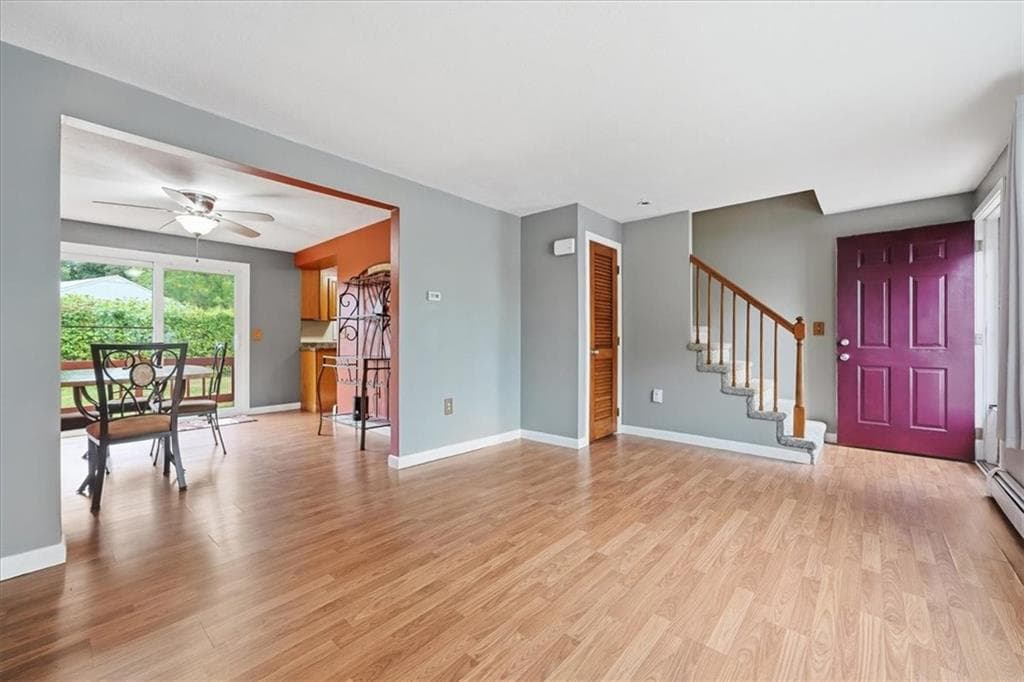 Condominium at 97 Reed Street, Warwick, photo 9 of 39