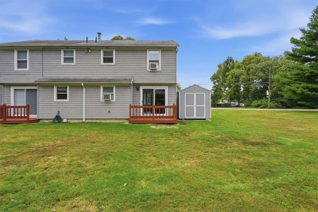 Condominium at 97 Reed Street, Warwick, photo 35 of 39
