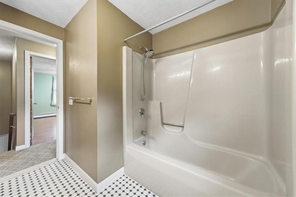 Condominium at 97 Reed Street, Warwick, photo 29 of 39