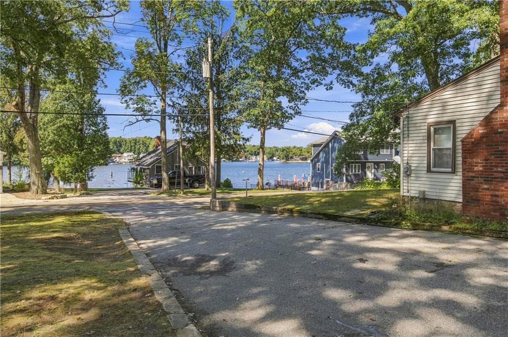 Single Family Residence at 374 Reservoir Road, Burrillville, photo 2 of 38
