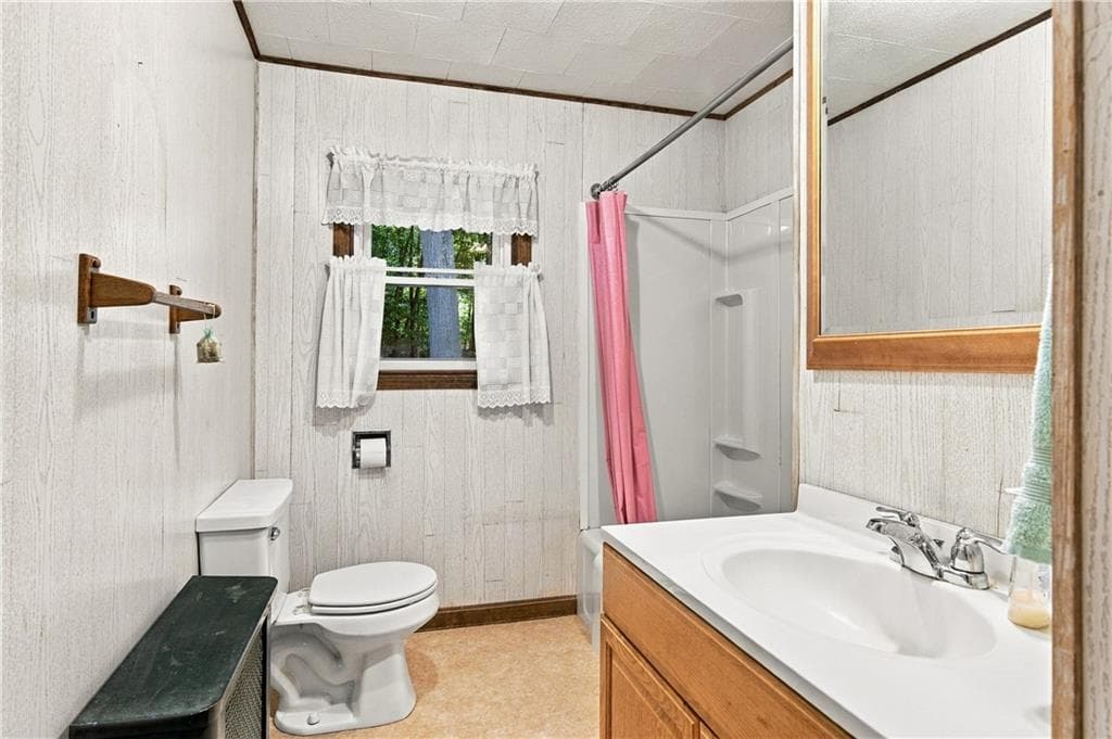 Single Family Residence at 374 Reservoir Road, Burrillville, photo 15 of 38