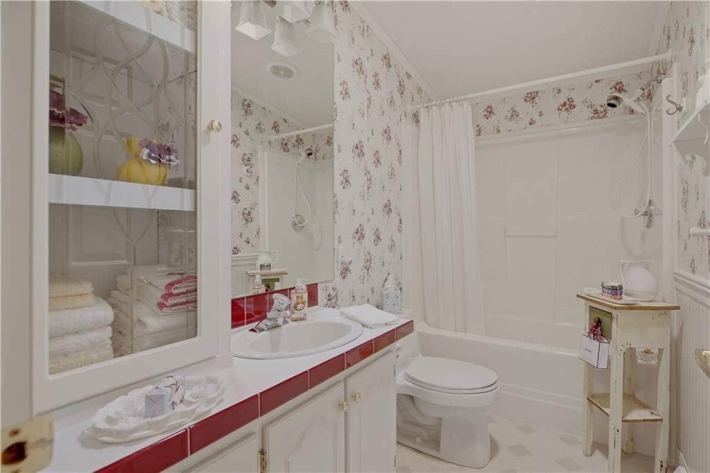 Single Family Residence at 26 Mockingbird Lane, Tiverton, photo 18 of 47