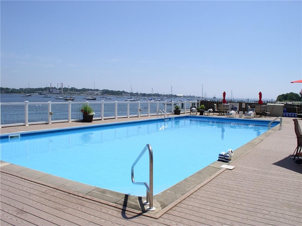 Condominium at 292 PEQUOT Avenue UNIT 4E, New London, photo 17 of 36