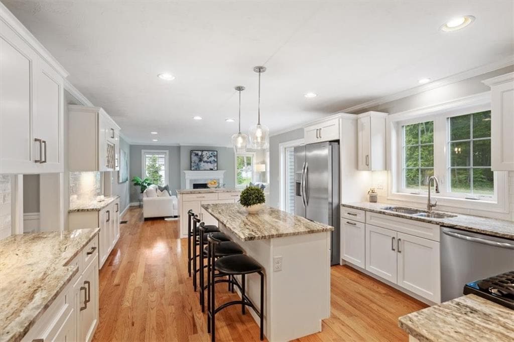 Single Family Residence at 42 E East Lantern Road, Lincoln, photo 12 of 50