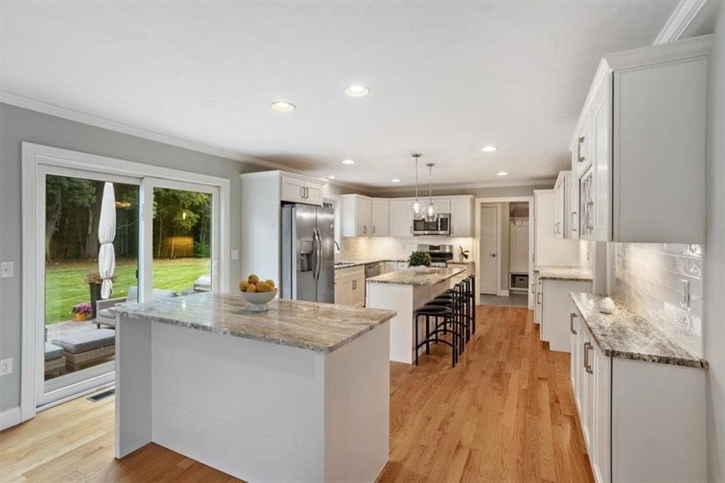 Single Family Residence at 42 E East Lantern Road, Lincoln, photo 10 of 50