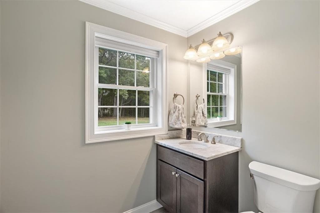 Single Family Residence at 42 E East Lantern Road, Lincoln, photo 15 of 50