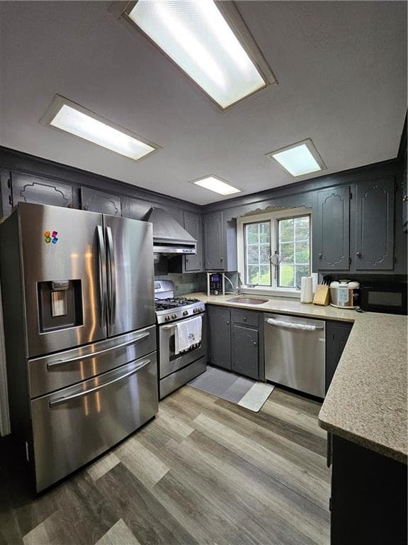 Single Family Residence at 3 Kirker Drive, East Greenwich, photo 5 of 42
