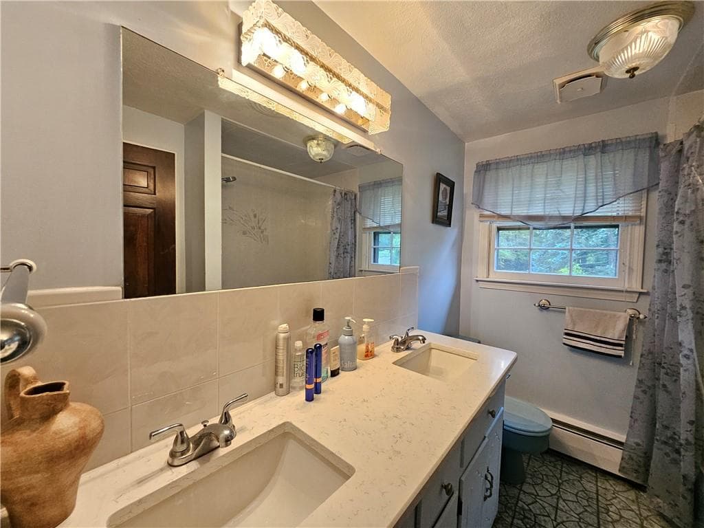 Single Family Residence at 3 Kirker Drive, East Greenwich, photo 30 of 42