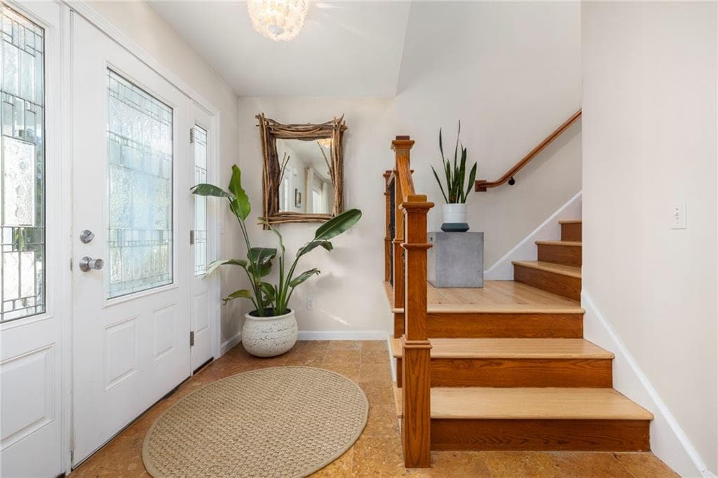Single Family Residence at 388 Shore acres Avenue, North Kingstown, photo 16 of 31