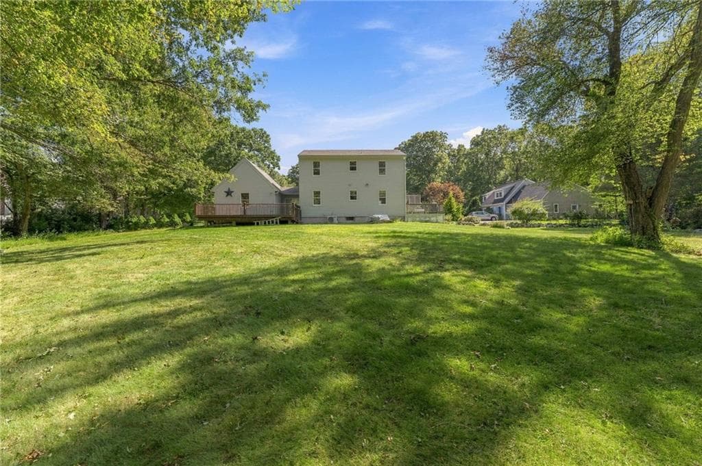 Single Family Residence at 10 Erin Drive, South Kingstown, photo 3 of 43