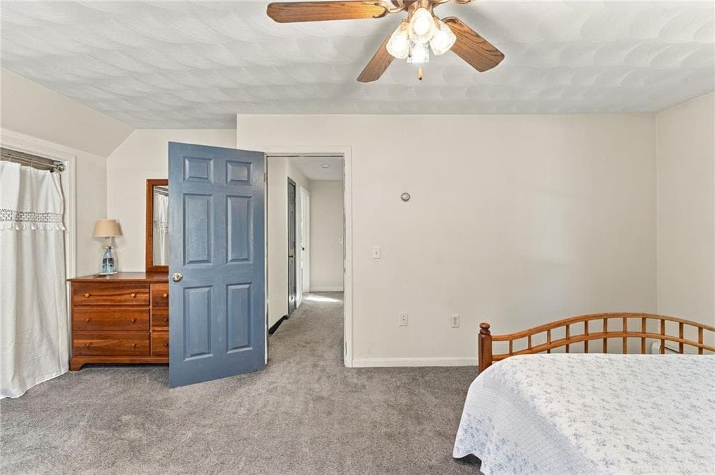 Single Family Residence at 10 Erin Drive, South Kingstown, photo 25 of 43