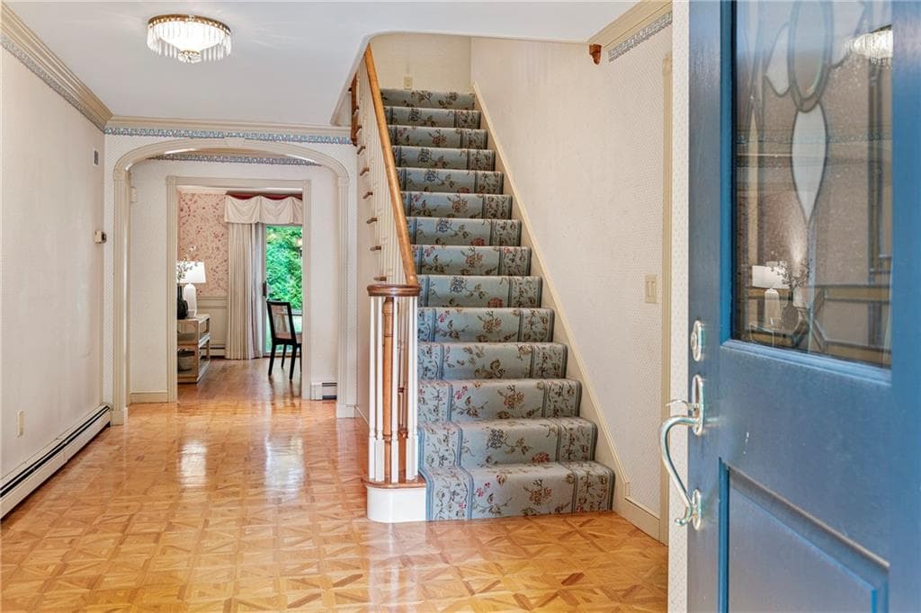 Single Family Residence at 3 Lighthouse Lane, Barrington, photo 2 of 39