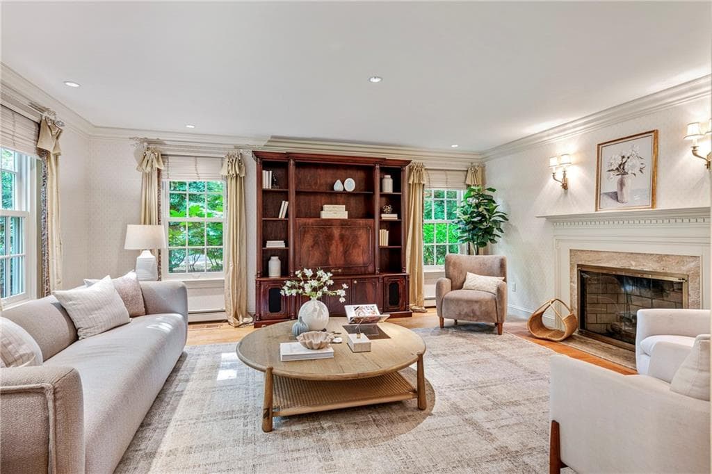 Single Family Residence at 3 Lighthouse Lane, Barrington, photo 11 of 39