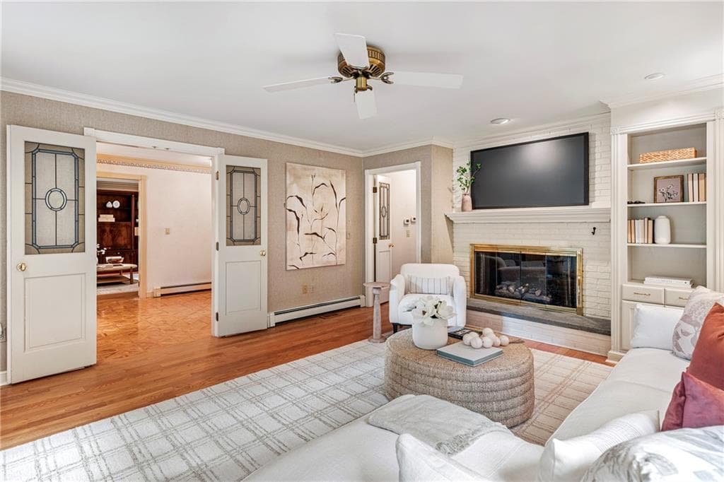 Single Family Residence at 3 Lighthouse Lane, Barrington, photo 8 of 39