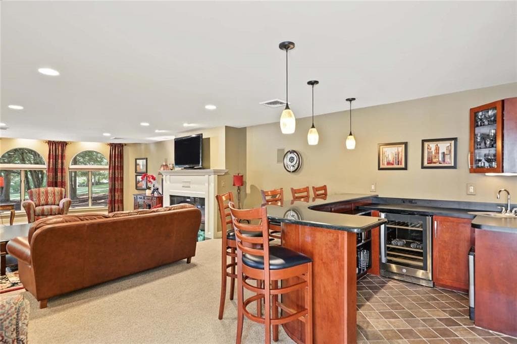 Single Family Residence at 65 Viva Way, Woonsocket, photo 33 of 47