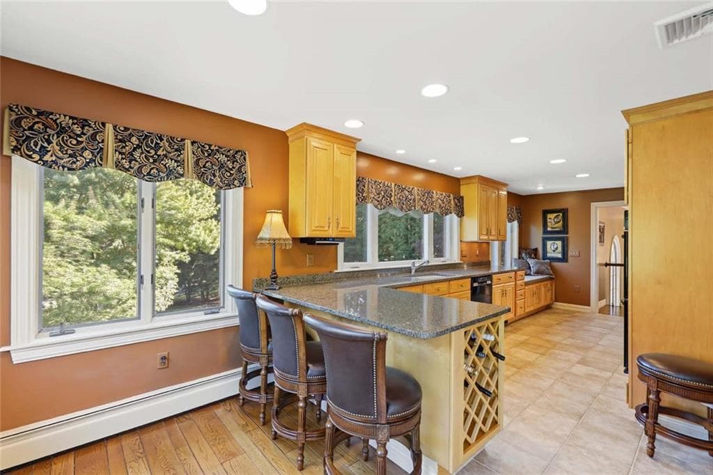 Single Family Residence at 65 Viva Way, Woonsocket, photo 15 of 47
