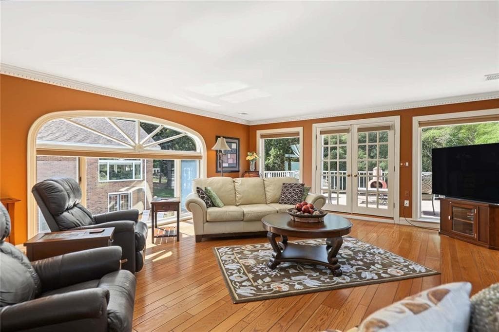 Single Family Residence at 65 Viva Way, Woonsocket, photo 8 of 47