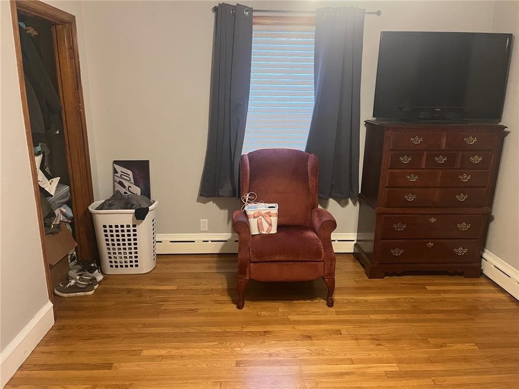 Single Family Residence at 456 Elm Street, Warwick, photo 21 of 32