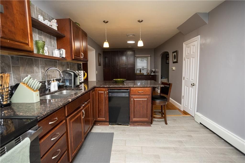Single Family Residence at 359 Carter Avenue, Pawtucket, photo 7 of 29